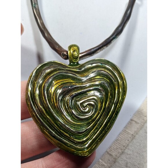 Brutalist Abstract Heart Swirl Pendant Necklace - Picture 8 of 12